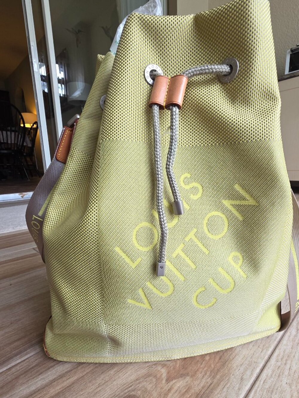 Louis Vuitton Volunteer Large Shoulder LV Cup Shoulder Handbag